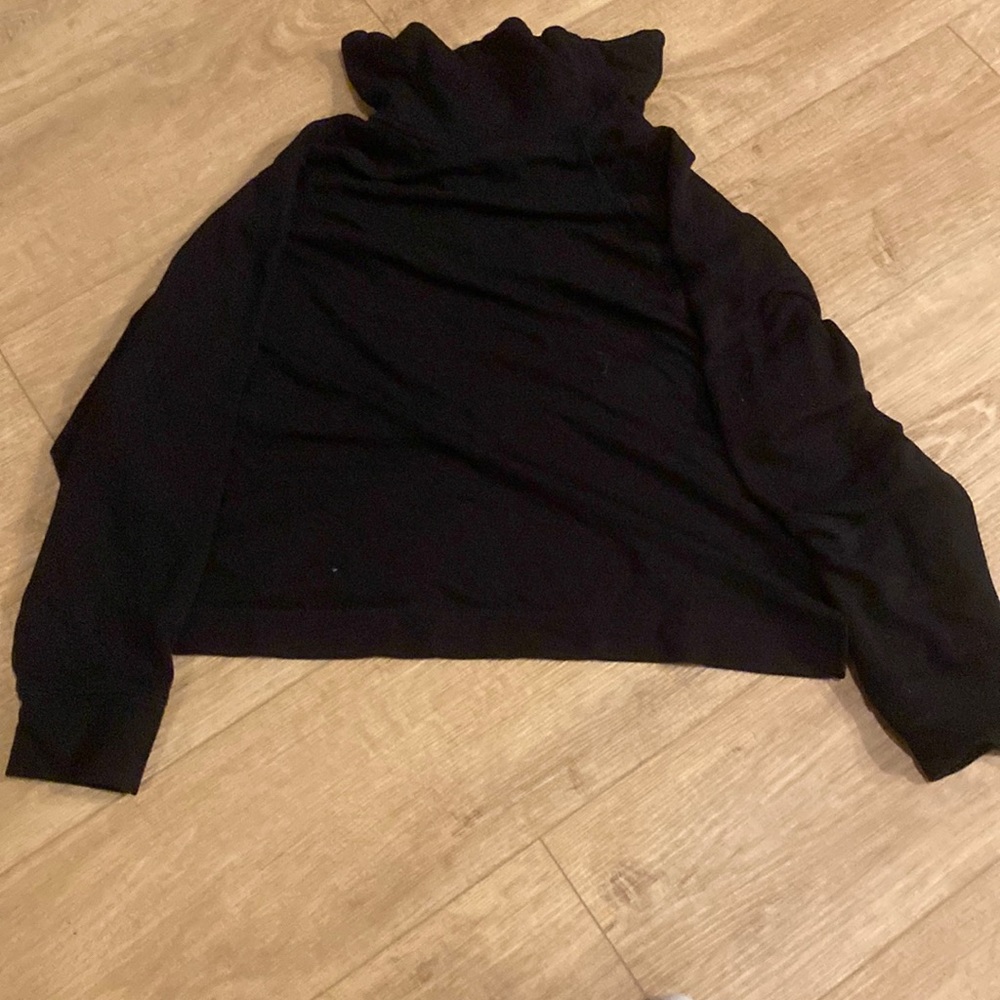 Cropped black turtleneck